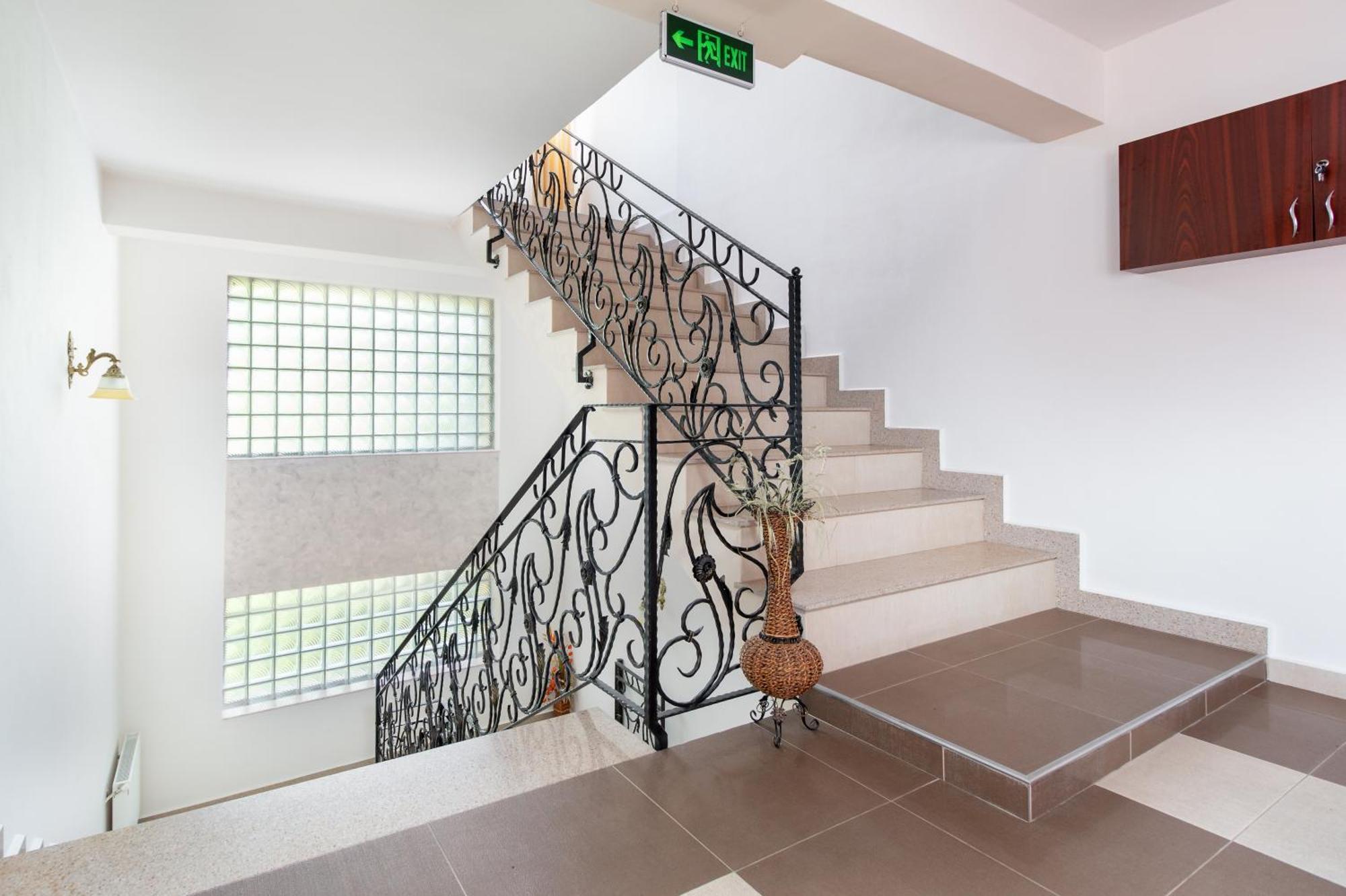 Pensiunea Popasul Ursilor Chiscau ภายนอก รูปภาพ